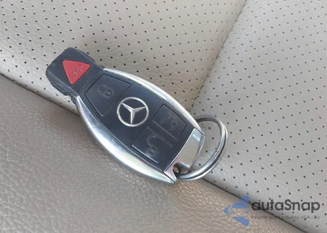 2014 Mercedes-Benz C 300 Luxury 4Matic/Sport 4Matic from USA, damaged, VIN WDDGF8AB6ER315289